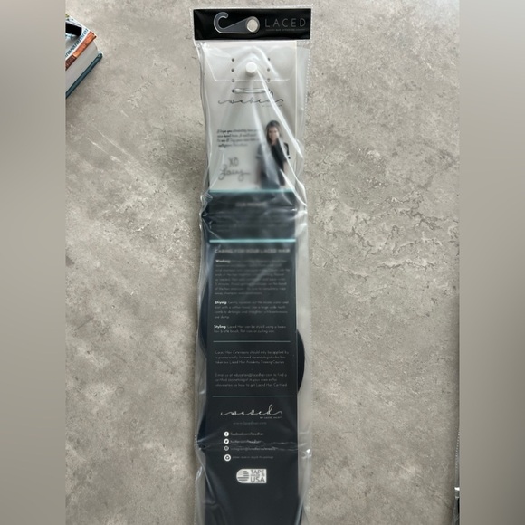 Laced Hair Extensions - Waved Interlaced Weft 22” Black color #1 - Picture 5 of 5